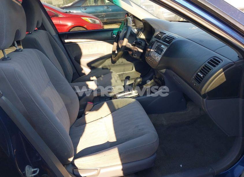 Photo 5 of 2005 Honda Civic LX (VIN 2HGES16545H565123)