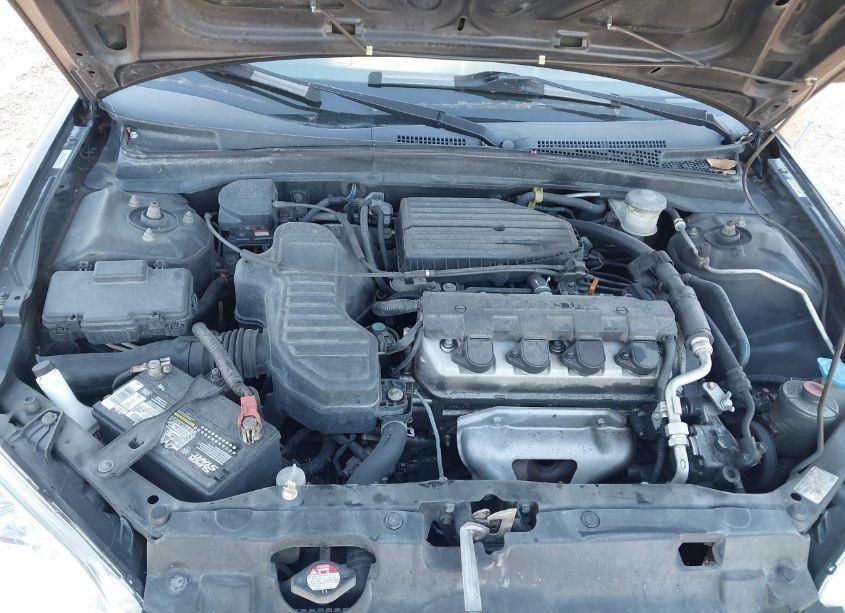 Photo 10 of 2005 Honda Civic LX (VIN 2HGES16545H580785)