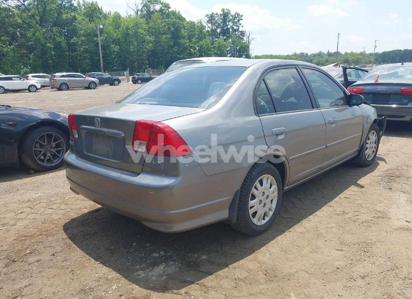 Photo 4 of 2005 Honda Civic LX (VIN 2HGES16545H612344)