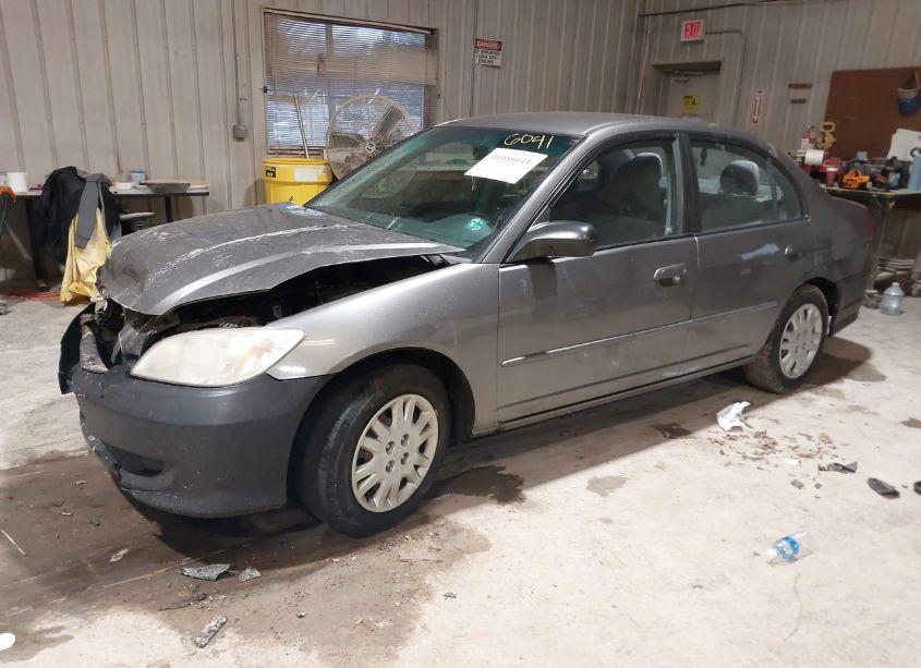 Photo 2 of 2005 Honda Civic LX (VIN 2HGES16545H628124)