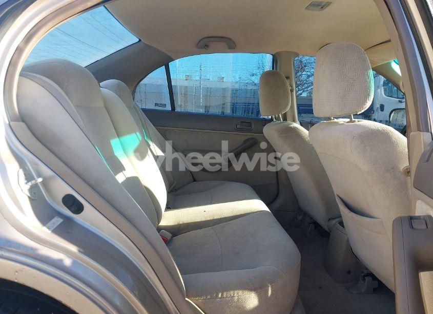 Photo 8 of 2001 Honda Civic LX (VIN 2HGES16551H516801)