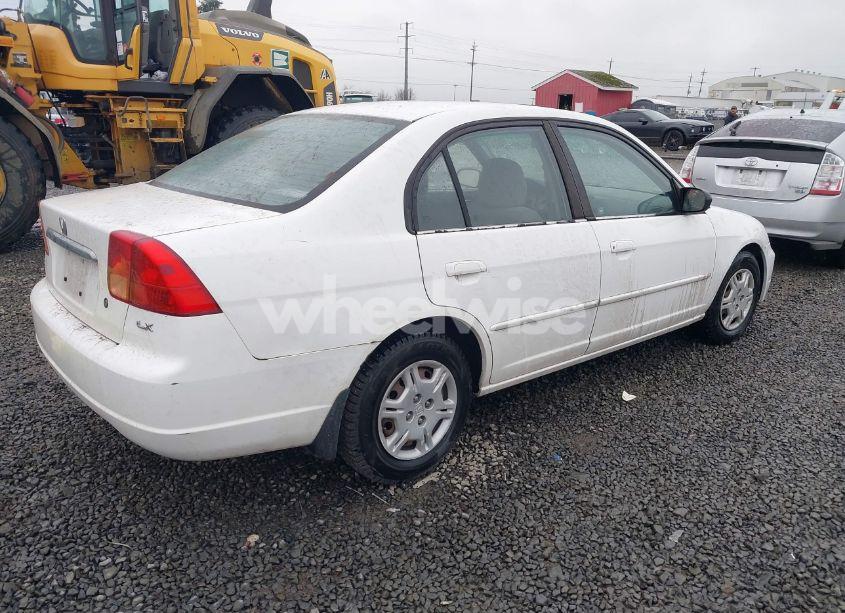 Photo 4 of 2002 Honda Civic LX (VIN 2HGES16552H528030)