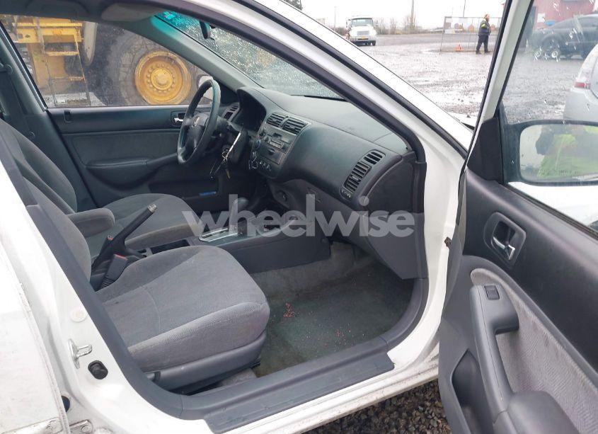 Photo 5 of 2002 Honda Civic LX (VIN 2HGES16552H528030)