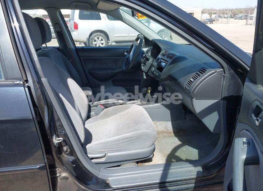 Photo 5 of 2002 Honda Civic LX (VIN 2HGES16552H567507)