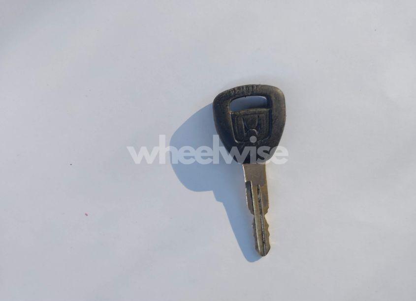 Photo 11 of 2002 Honda Civic LX (VIN 2HGES16552H568706)