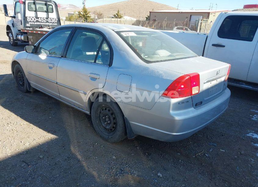 Photo 3 of 2002 Honda Civic LX (VIN 2HGES16552H568706)