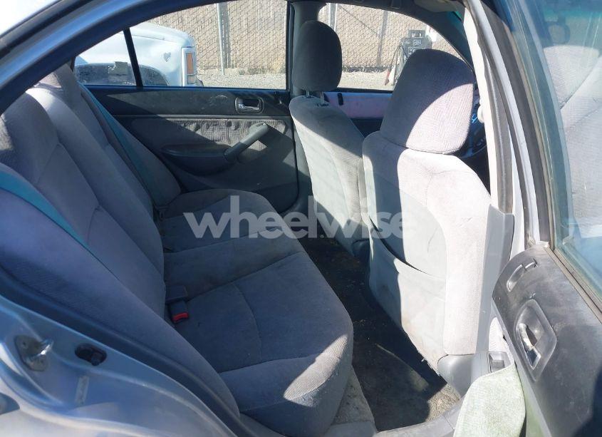 Photo 8 of 2002 Honda Civic LX (VIN 2HGES16552H568706)