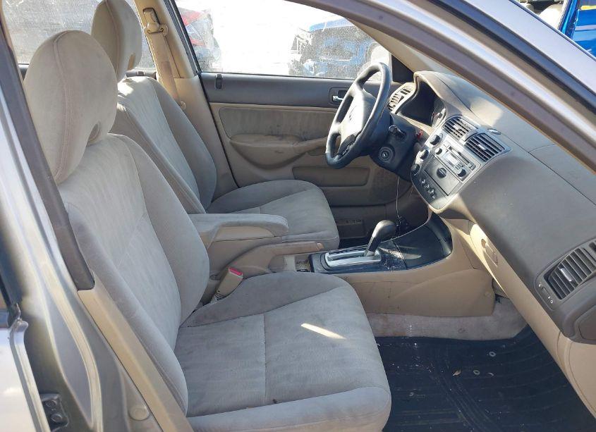 Photo 5 of 2003 Honda Civic LX (VIN 2HGES16553H529597)