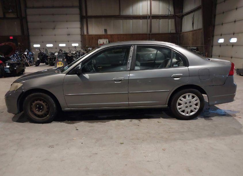 Photo 14 of 2005 Honda Civic LX (VIN 2HGES16555H539422)