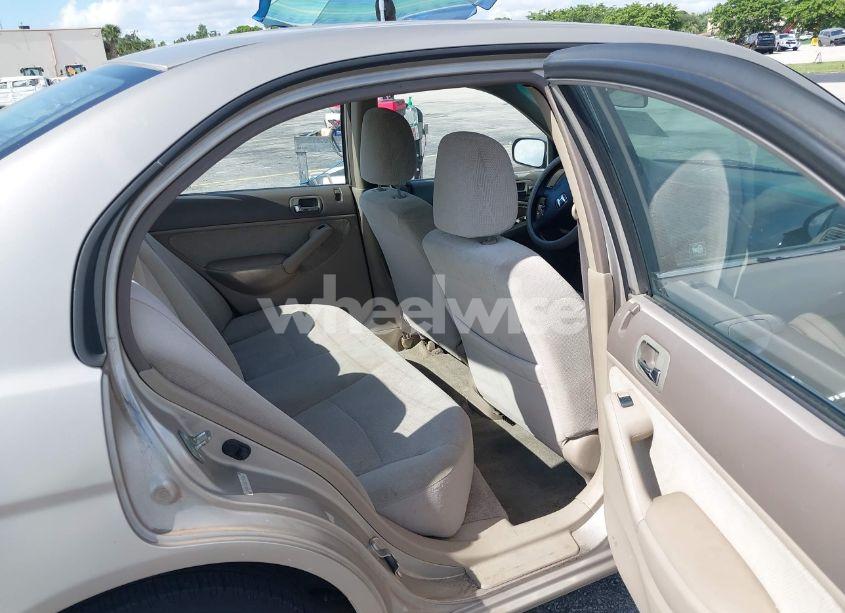 Photo 8 of 2002 Honda Civic LX (VIN 2HGES16562H552322)