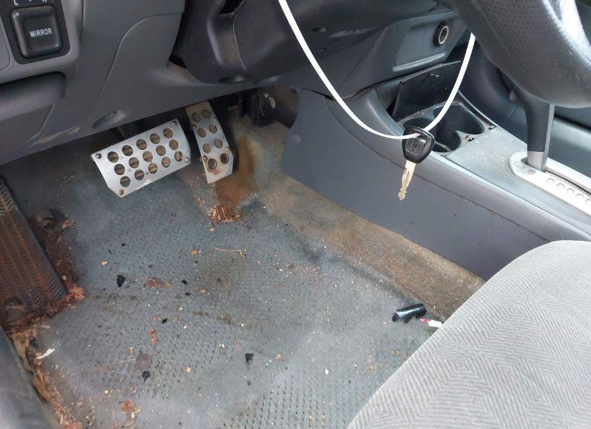 Photo 11 of 2002 Honda Civic LX (VIN 2HGES16562H604998)