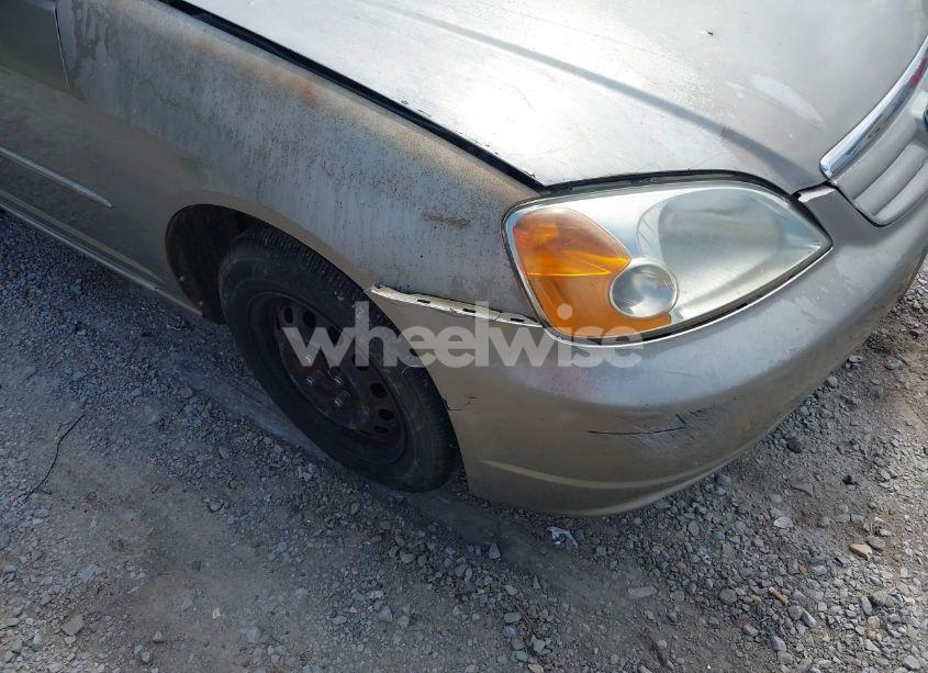 Photo 6 of 2003 Honda Civic LX (VIN 2HGES16563H567713)