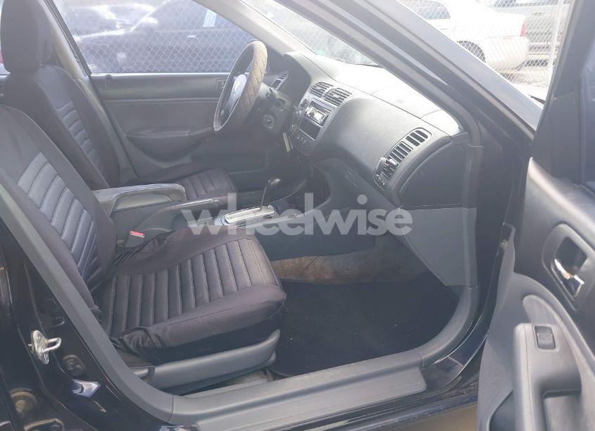 Photo 5 of 2003 Honda Civic LX (VIN 2HGES16563H572054)