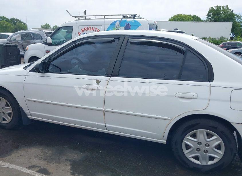 Photo 15 of 2003 Honda Civic LX (VIN 2HGES16563H601617)