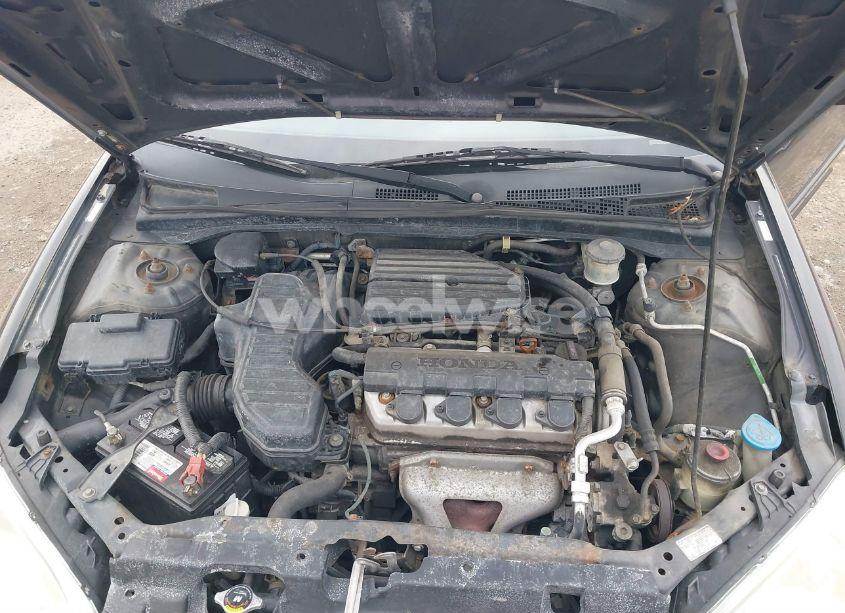 Photo 10 of 2004 Honda Civic LX (VIN 2HGES16564H585906)