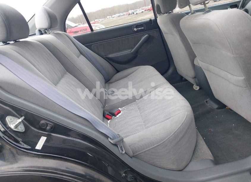 Photo 8 of 2004 Honda Civic LX (VIN 2HGES16564H585906)