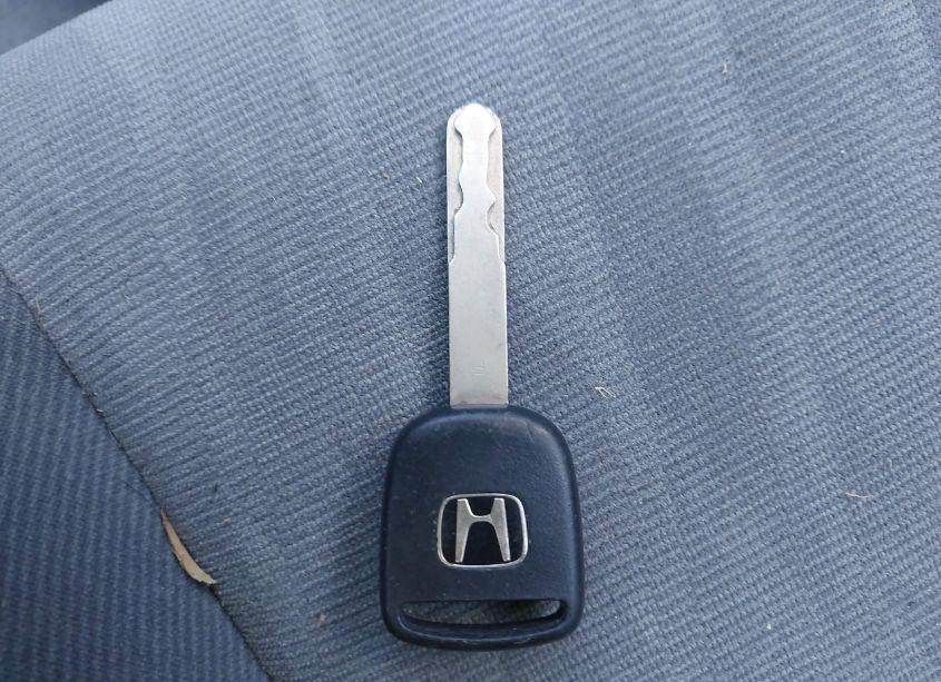 Photo 11 of 2005 Honda Civic LX (VIN 2HGES16565H613933)