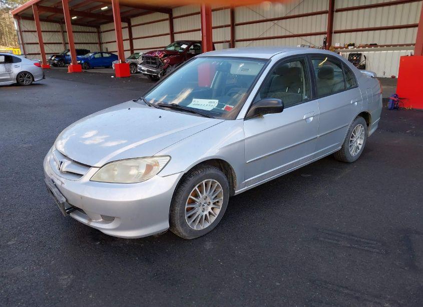 Photo 2 of 2005 Honda Civic LX (VIN 2HGES16565H613933)