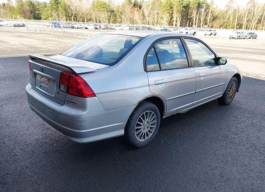 Photo 4 of 2005 Honda Civic LX (VIN 2HGES16565H613933)