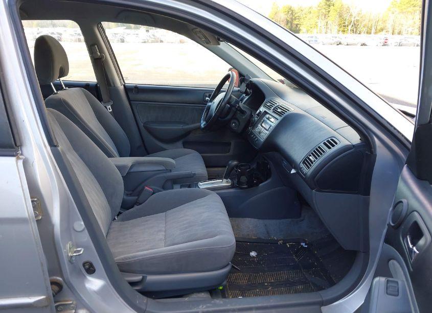 Photo 5 of 2005 Honda Civic LX (VIN 2HGES16565H613933)