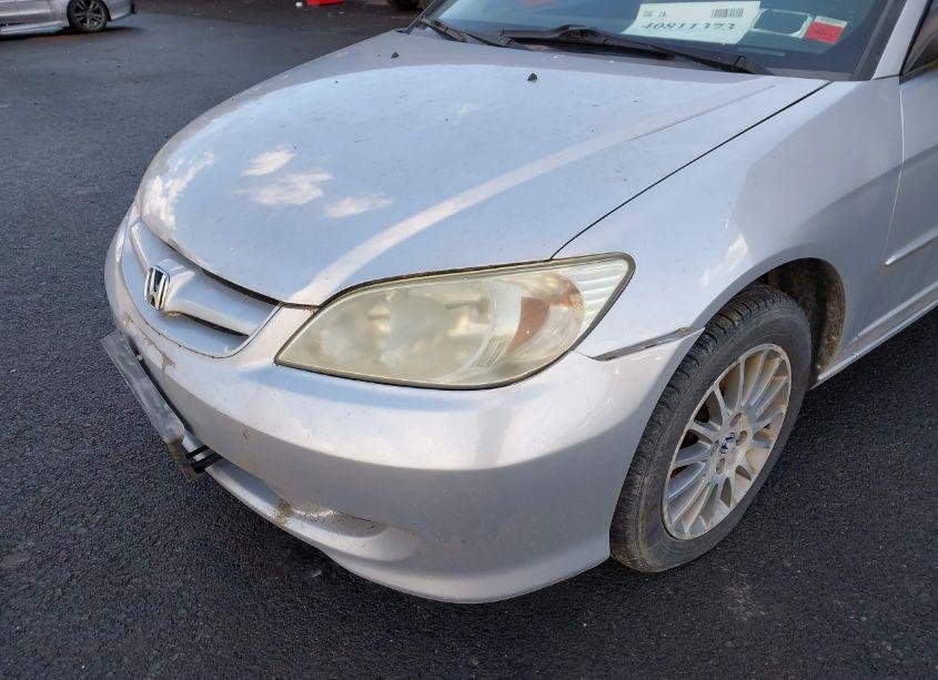 Photo 6 of 2005 Honda Civic LX (VIN 2HGES16565H613933)