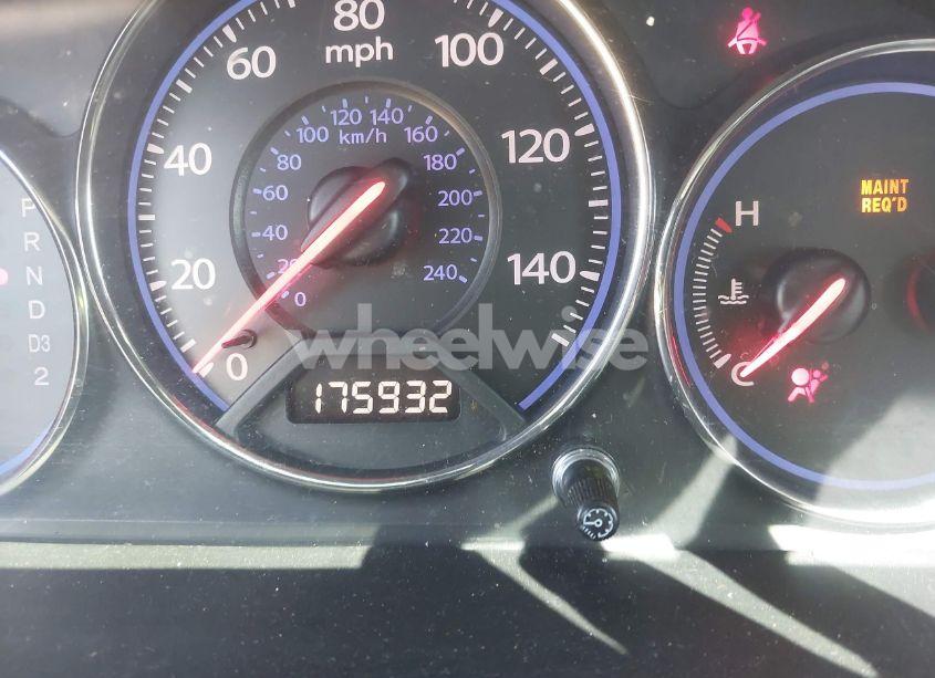 Photo 7 of 2005 Honda Civic LX (VIN 2HGES16565H618937)