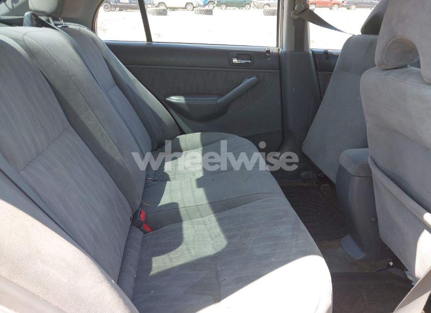 Photo 8 of 2005 Honda Civic LX (VIN 2HGES16565H618937)