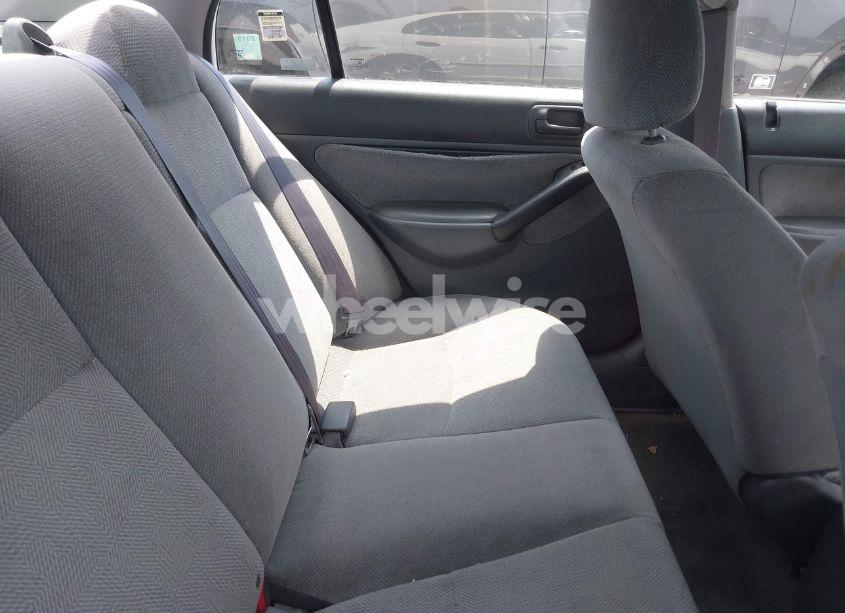 Photo 8 of 2001 Honda Civic LX (VIN 2HGES16571H543949)