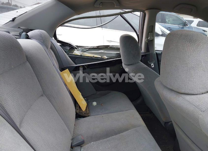 Photo 8 of 2001 Honda Civic LX (VIN 2HGES16571H584758)