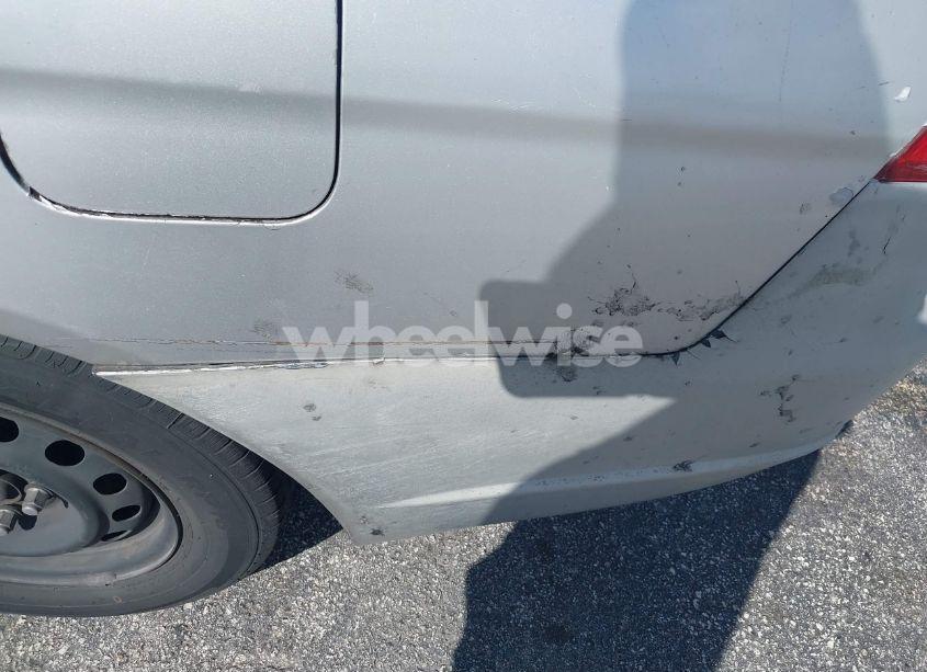 Photo 12 of 2002 Honda Civic LX (VIN 2HGES16572H550532)