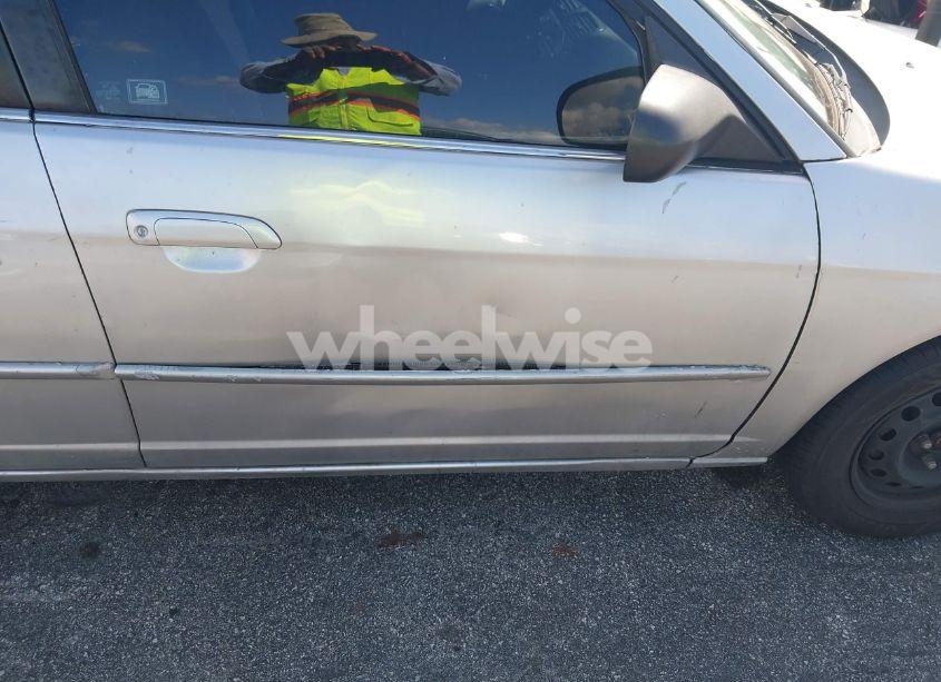 Photo 6 of 2002 Honda Civic LX (VIN 2HGES16572H550532)