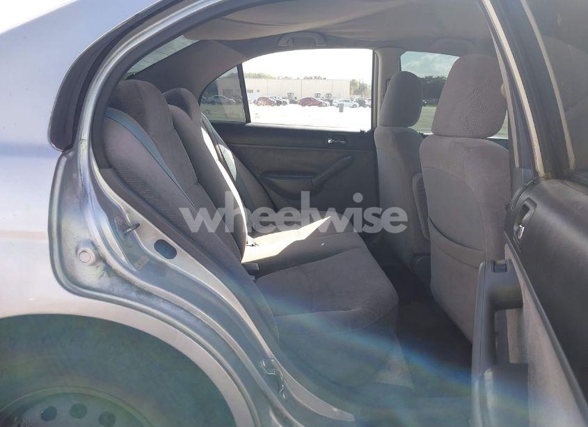 Photo 8 of 2002 Honda Civic LX (VIN 2HGES16572H550532)