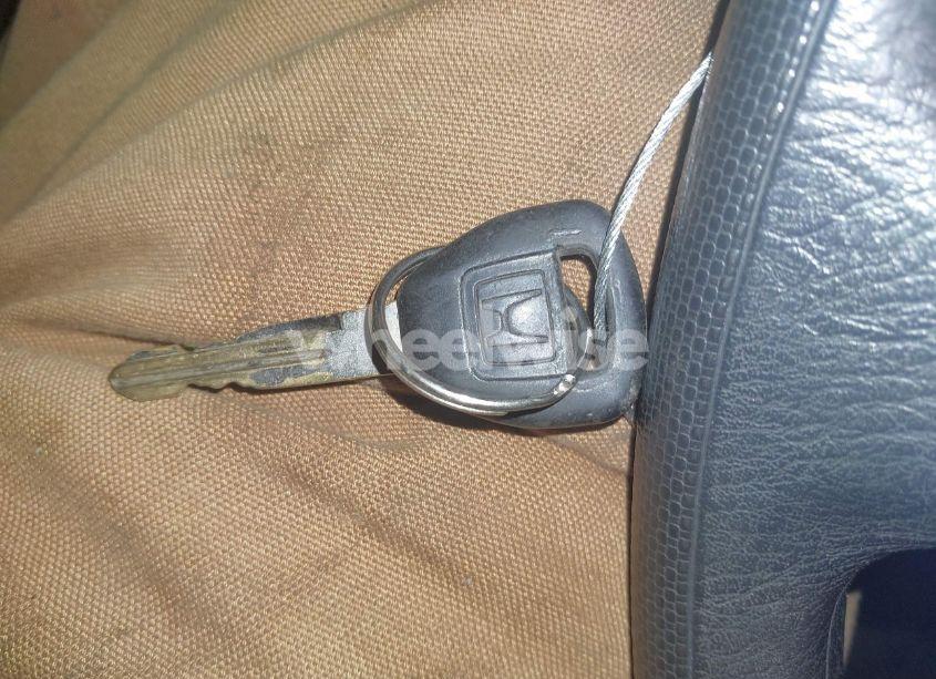 Photo 11 of 2002 Honda Civic LX (VIN 2HGES16572H583448)