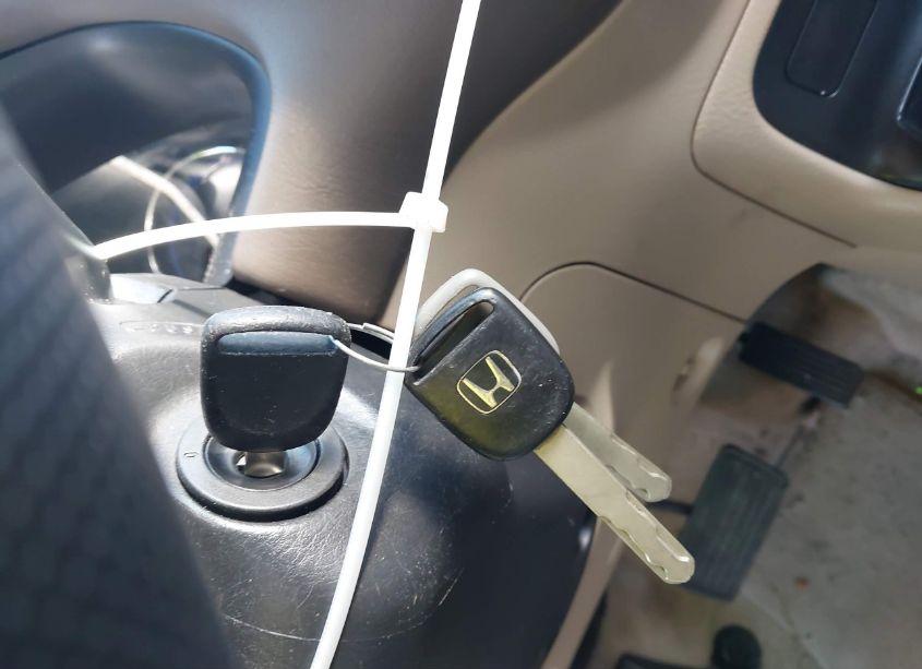 Photo 11 of 2003 Honda Civic LX (VIN 2HGES16573H549592)