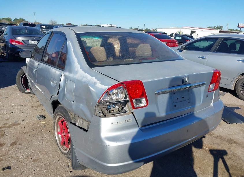 Photo 3 of 2003 Honda Civic LX (VIN 2HGES16573H595987)