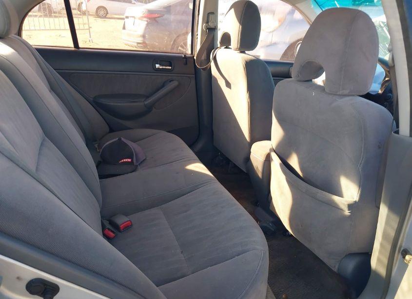 Photo 8 of 2003 Honda Civic LX (VIN 2HGES16573H595987)