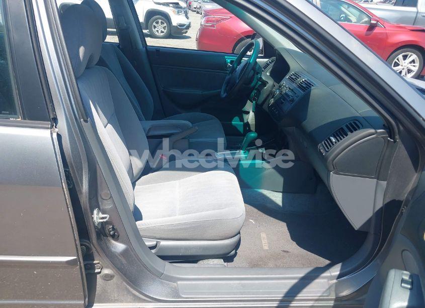 Photo 5 of 2004 Honda Civic LX (VIN 2HGES16574H522572)