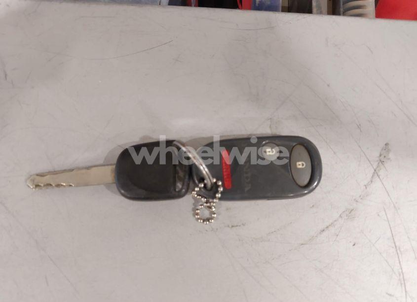 Photo 11 of 2004 Honda Civic LX (VIN 2HGES16574H587907)