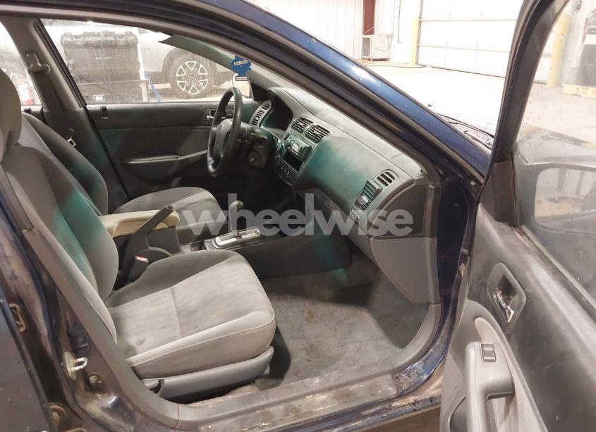 Photo 5 of 2004 Honda Civic LX (VIN 2HGES16574H587907)