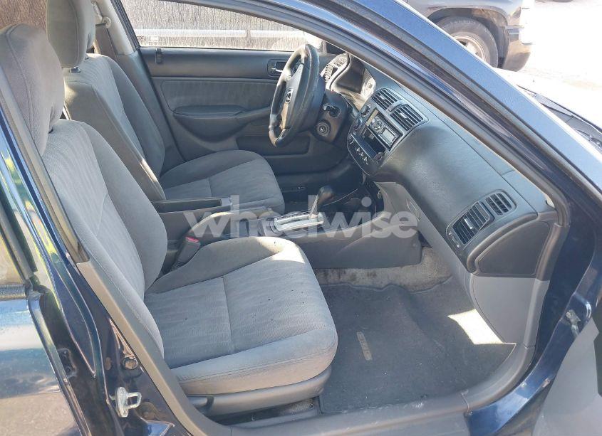 Photo 5 of 2004 Honda Civic LX (VIN 2HGES16574H617780)