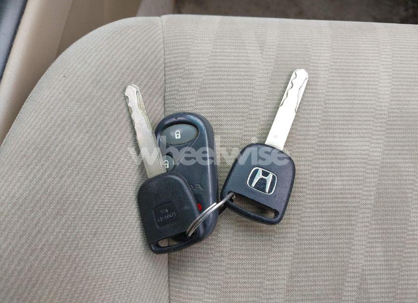 Photo 11 of 2004 Honda Civic LX (VIN 2HGES16574H619433)