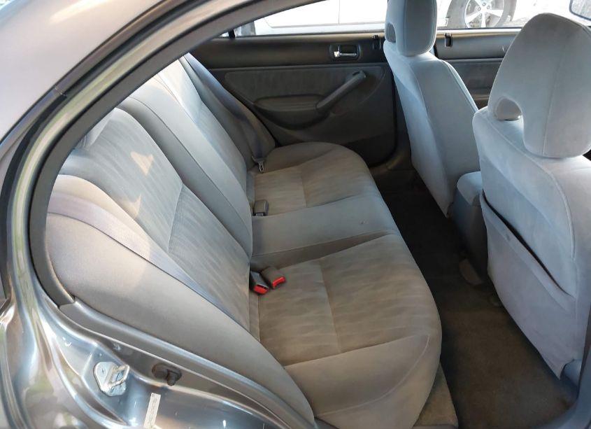 Photo 8 of 2005 Honda Civic LX (VIN 2HGES16575H577850)