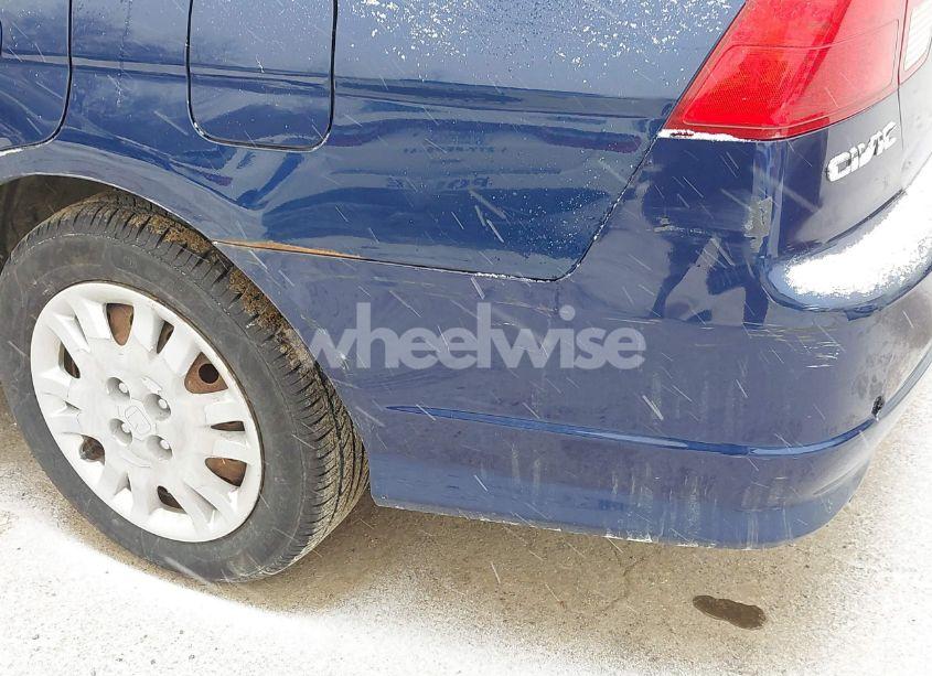 Photo 6 of 2005 Honda Civic LX (VIN 2HGES16575H585382)