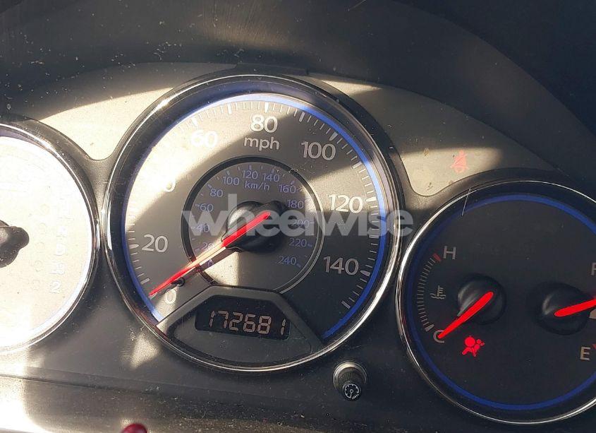 Photo 7 of 2005 Honda Civic LX (VIN 2HGES16575H633916)