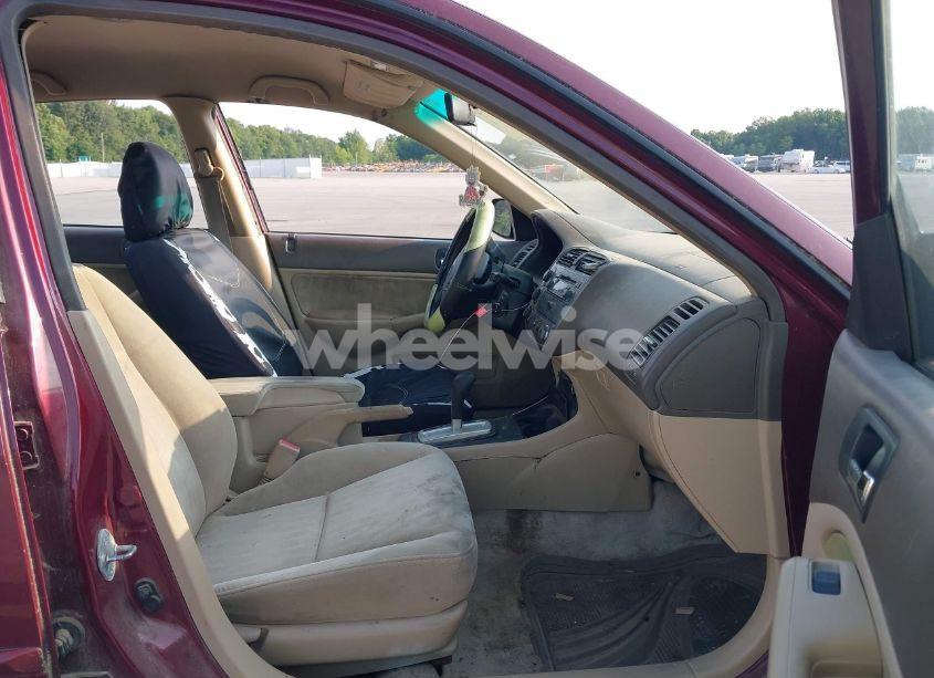 Photo 5 of 2003 Honda Civic LX (VIN 2HGES16583H569348)