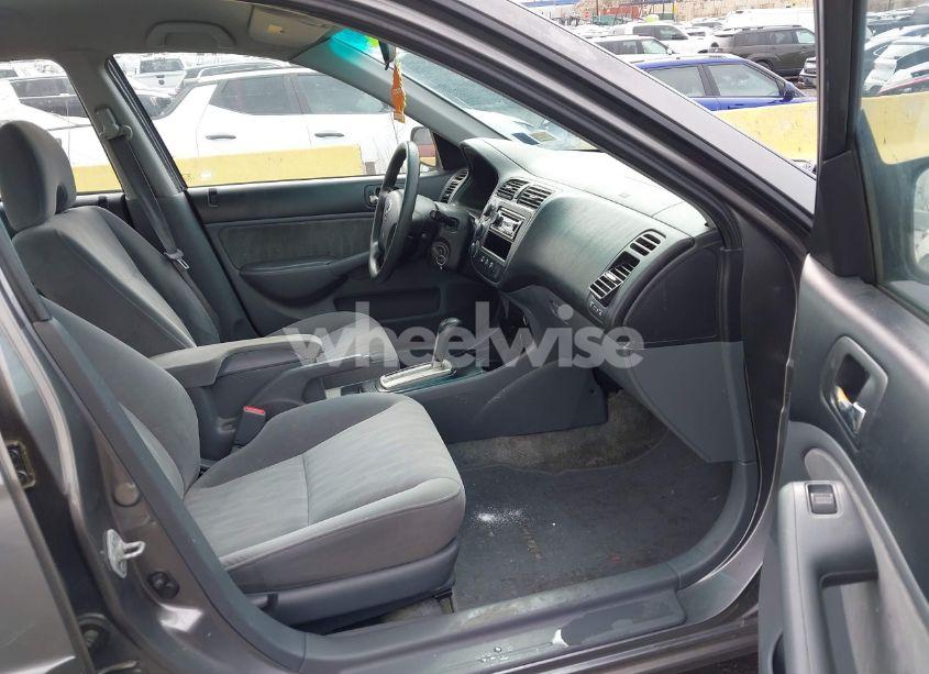 Photo 5 of 2004 Honda Civic LX (VIN 2HGES16584H503108)