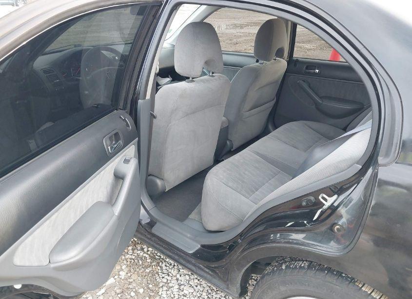 Photo 8 of 2004 Honda Civic LX (VIN 2HGES16584H529787)