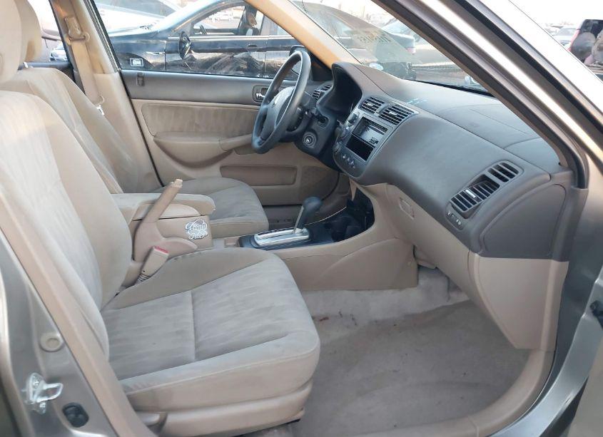 Photo 5 of 2004 Honda Civic LX (VIN 2HGES16584H628710)