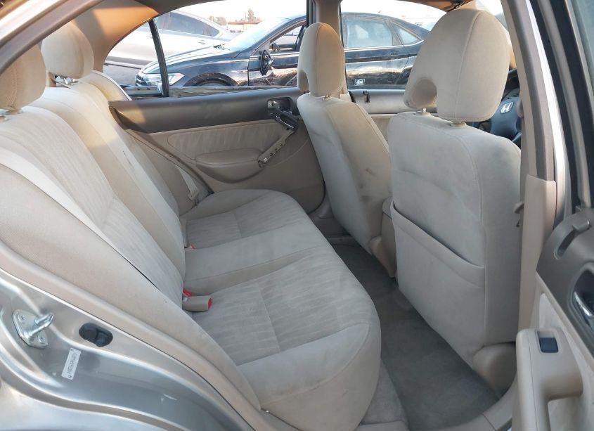 Photo 8 of 2004 Honda Civic LX (VIN 2HGES16584H628710)