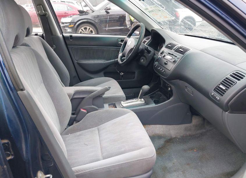 Photo 5 of 2004 Honda Civic LX (VIN 2HGES16584H640758)